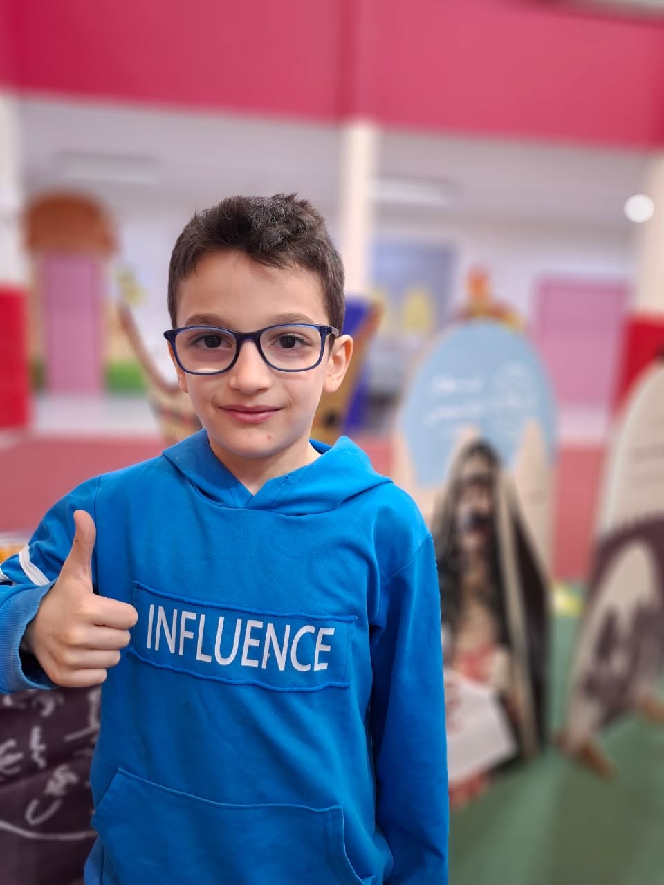 تكريم الطالبات المتميزات في مسابقة تلاوة وحفظ القرآن الكريم بالرياض